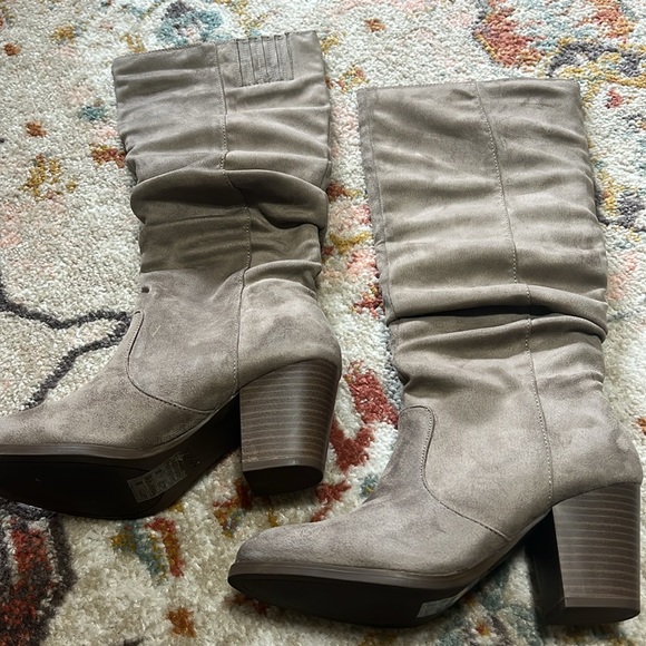 Women over the Calf Taupe Suede Boots with Low Heels NWT - Picture 2 of 5